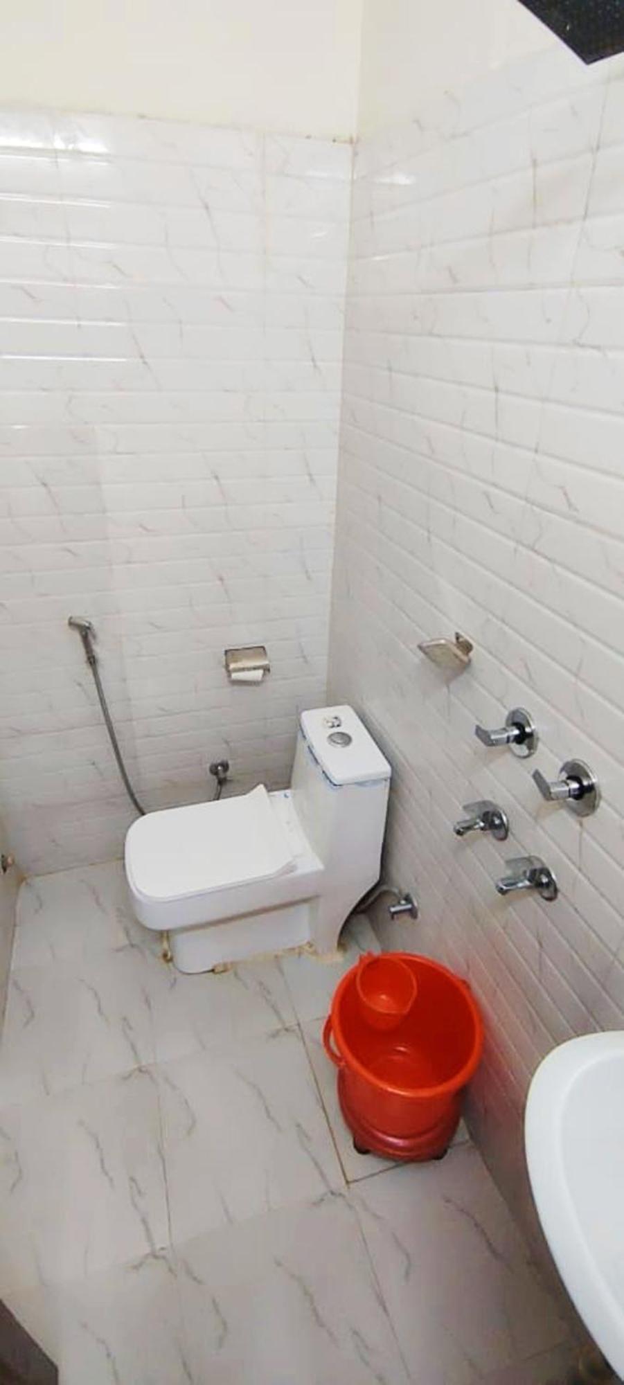 ניו דלהי Luxury Rooms In Safdarjung Enclave Near Aiims & Safdarjung Hospital מראה חיצוני תמונה